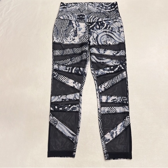 EuC LuLuLem0n HiGheSt TiMeS PaNt puLL-oN LuXtreMe WinGed MoSaiC WhItE NaVaL BlUe - Picture 6 of 11